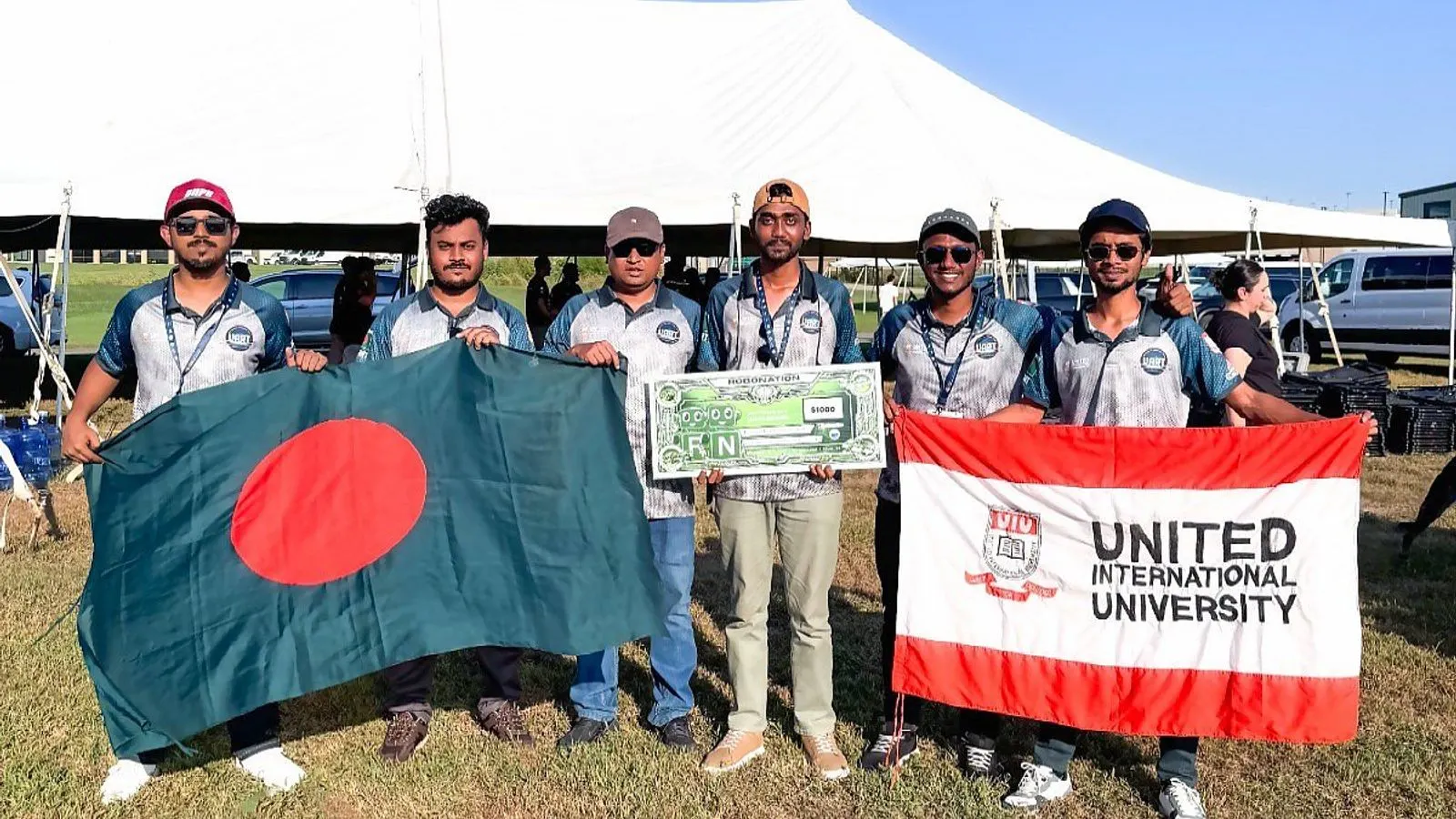 যুক্তরাষ্ট্রে এসইউএএস প্রতিযোগিতায় ইউআইইউর চতুর্থ স্থান
